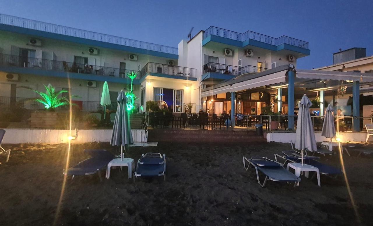 Artemis Hotel Amarynthos Eksteriør billede
